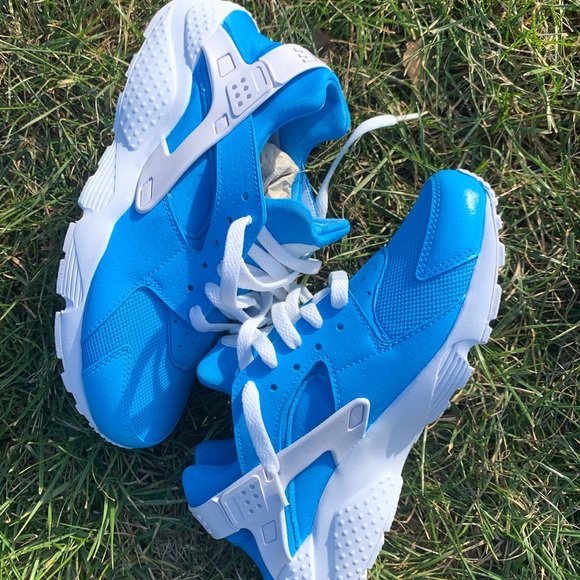 Blue Huaraches Custom Nike Air Huaraches - Picture 2 of 6